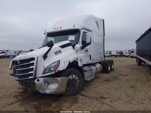 Freightliner New Cascadia 126 2020 3AKJHHDR0LSLX7917 Image 2