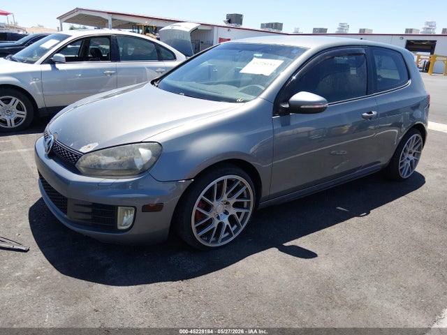 45228184 :رقم المزاد ، WVWFV7AJ7BW272203 vin ، 2011 Volkswagen Gti 2-door مزاد بيع