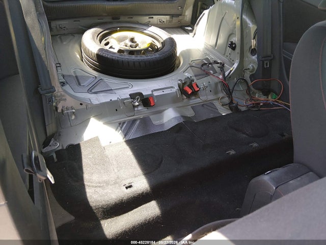 45228184 :رقم المزاد ، WVWFV7AJ7BW272203 vin ، 2011 Volkswagen Gti 2-door مزاد بيع