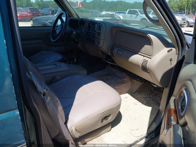 Продаж на аукціоні авто 1999 Chevrolet Tahoe Ls, vin: 1GNEK13R1XJ341760, номер лоту: 45228224