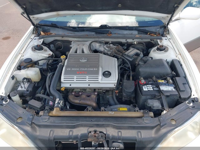 45228257 :رقم المزاد ، JT8BF28G3X0214638 vin ، 1999 Lexus Es 300 مزاد بيع