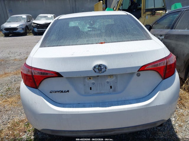 Toyota COROLLA L 2017 5YFBURHE5HP697801 Image 17