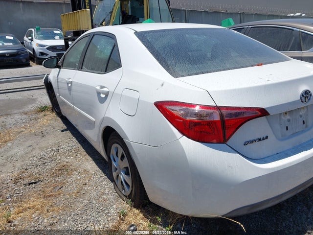 Toyota COROLLA L 2017 5YFBURHE5HP697801 Image 3