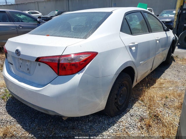 Toyota COROLLA L 2017 5YFBURHE5HP697801 Image 4