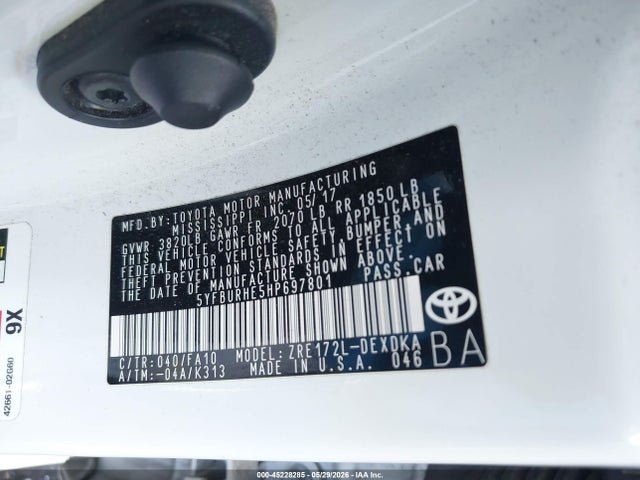 Toyota COROLLA L 2017 5YFBURHE5HP697801 Image 9