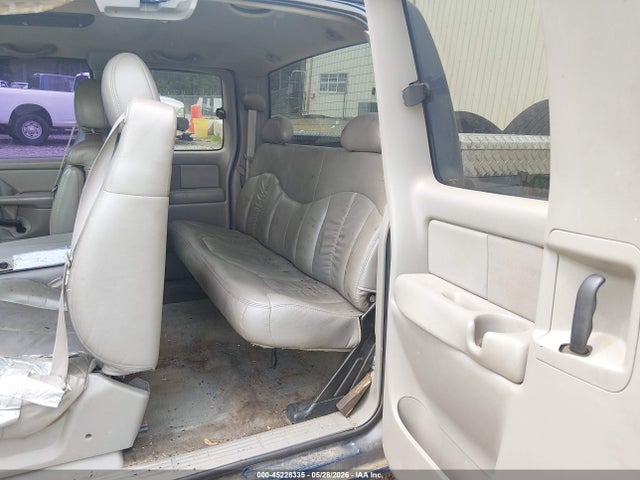 2000 Chevrolet Silverado 1500 Lt მანქანა იყიდება აუქციონზე, vin: 2GCEK19T5Y1399328, აუქციონის ნომერი: 45228335
