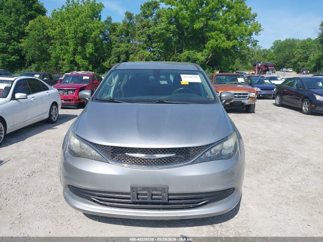 2018 Chrysler Pacifica Lx მანქანა იყიდება აუქციონზე, vin: 2C4RC1CG3JR130097, აუქციონის ნომერი: 45228338