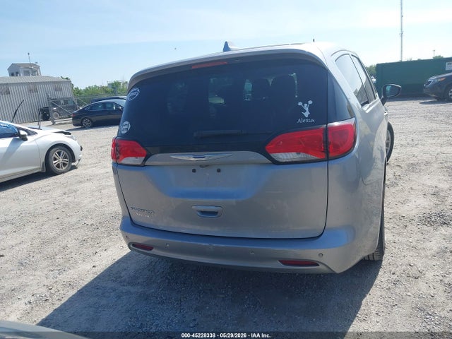 2018 Chrysler Pacifica Lx მანქანა იყიდება აუქციონზე, vin: 2C4RC1CG3JR130097, აუქციონის ნომერი: 45228338