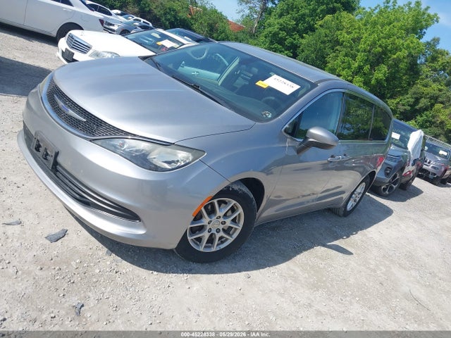 2018 Chrysler Pacifica Lx მანქანა იყიდება აუქციონზე, vin: 2C4RC1CG3JR130097, აუქციონის ნომერი: 45228338