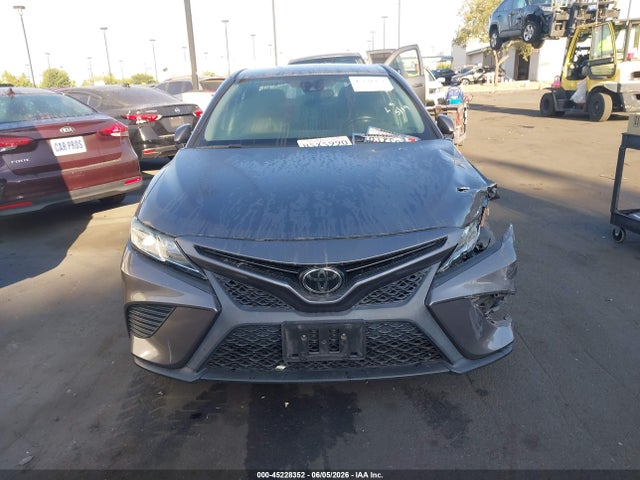 4T1B11HK9KU170818 Toyota CAMRY SE