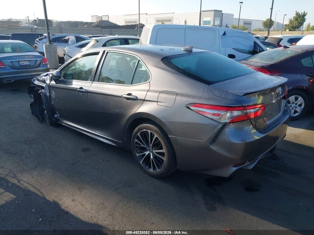 4T1B11HK9KU170818 Toyota CAMRY SE