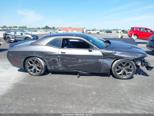 45228356 :رقم المزاد ، 2C3CDZBG8FH861550 vin ، 2015 Dodge Challenger Sxt Plus مزاد بيع