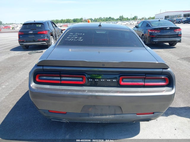 45228356 :رقم المزاد ، 2C3CDZBG8FH861550 vin ، 2015 Dodge Challenger Sxt Plus مزاد بيع