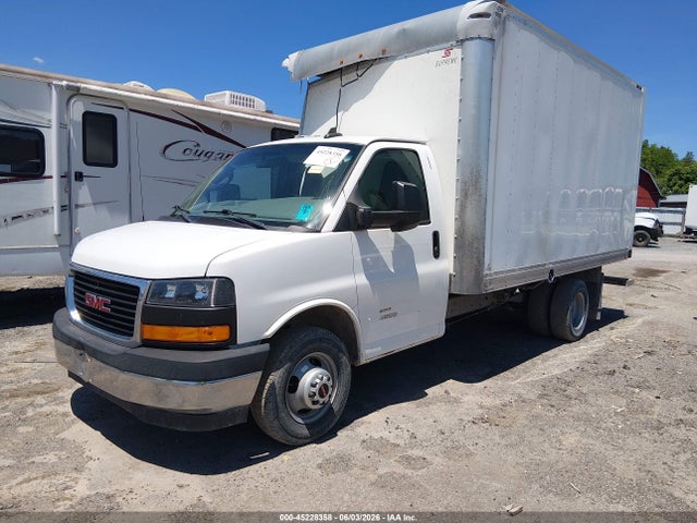 45228358 :رقم المزاد ، 7GZ67UCG9JN006246 vin ، 2018 Gmc Savana Cutaway 4500 Van مزاد بيع