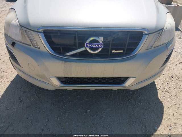 Продажа на аукционе авто 2011 Volvo Xc60 T6/t6 R-design, vin: YV4902DZ5B2180527, номер лота: 45228362