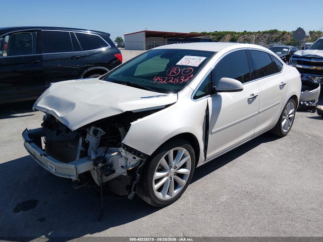 45228378 :رقم المزاد ، 1G4PS5SK3D4171047 vin ، 2013 Buick Verano Leather Group مزاد بيع