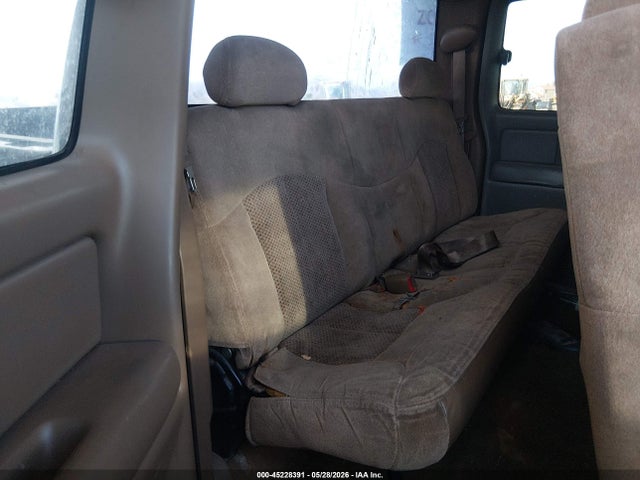 2000 Chevrolet Silverado 1500 Ls მანქანა იყიდება აუქციონზე, vin: 2GCEC19T2Y1392009, აუქციონის ნომერი: 45228391
