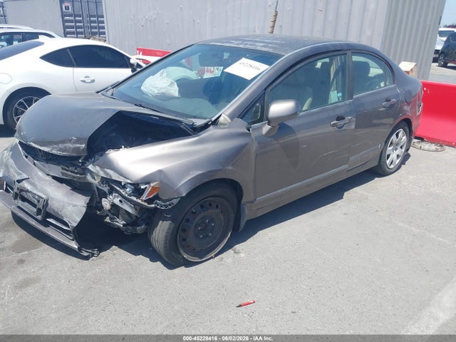 Продажа на аукционе авто 2010 Honda Civic Lx, vin: 19XFA1F51AE040323, номер лота: 45228416