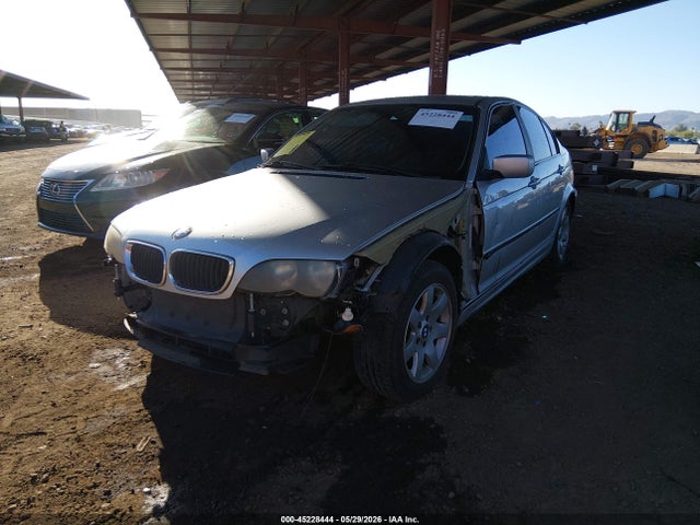 2004 Bmw 325i მანქანა იყიდება აუქციონზე, vin: WBAAZ33424KP89480, აუქციონის ნომერი: 45228444