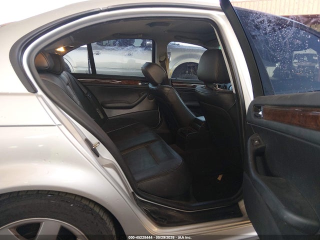 2004 Bmw 325i მანქანა იყიდება აუქციონზე, vin: WBAAZ33424KP89480, აუქციონის ნომერი: 45228444