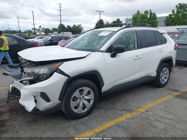 45228452 :رقم المزاد ، JTMH1RFV3LD053540 vin ، 2020 Toyota Rav4 Le مزاد بيع