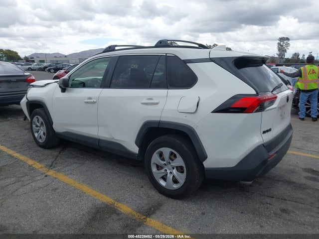 45228452 :رقم المزاد ، JTMH1RFV3LD053540 vin ، 2020 Toyota Rav4 Le مزاد بيع