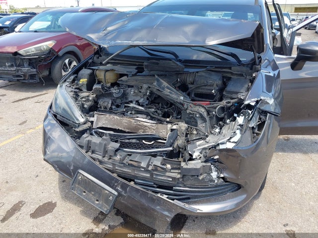 45228471 :رقم المزاد ، 2C4RC1DG5LR176161 vin ، 2020 Chrysler Voyager Lxi مزاد بيع