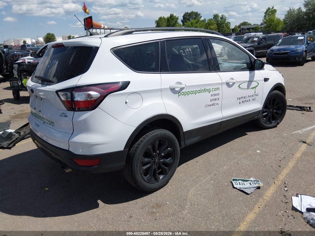 Ford ESCAPE SE 2018 1FMCU9GD3JUA83363 Image 4