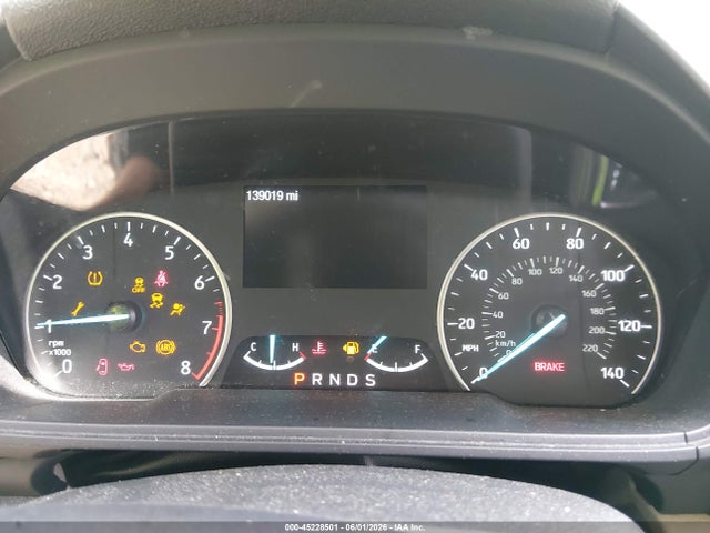 45228501 :رقم المزاد ، MAJ3P1TE5JC185223 vin ، 2018 Ford Ecosport Se مزاد بيع