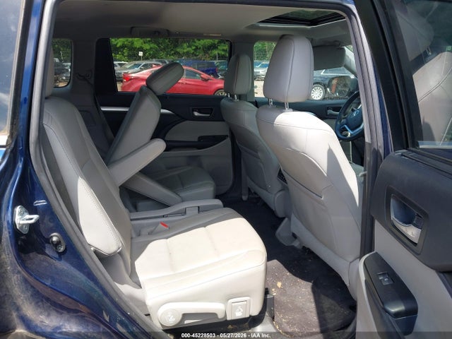 Продажа на аукционе авто 2016 Toyota Highlander Xle V6, vin: 5TDKKRFH4GS181874, номер лота: 45228503