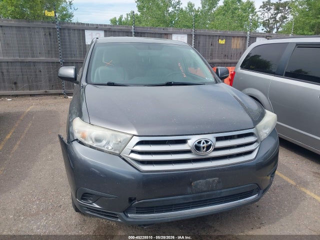 Продажа на аукционе авто 2011 Toyota Highlander Base V6, vin: 5TDBK3EH6BS091794, номер лота: 45228510