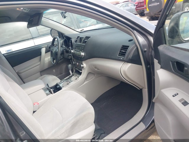 Продажа на аукционе авто 2011 Toyota Highlander Base V6, vin: 5TDBK3EH6BS091794, номер лота: 45228510