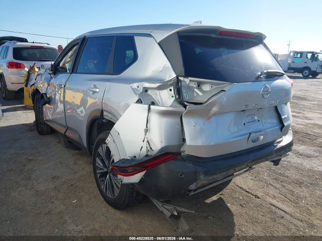 5N1BT3BA8PC852043 Nissan Rogue Sv Fwd