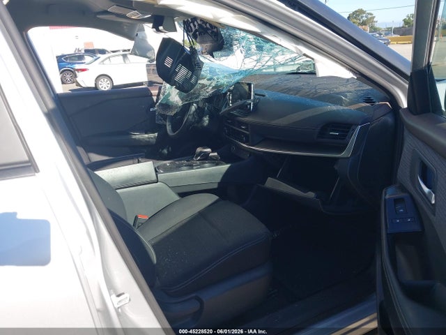 5N1BT3BA8PC852043 Nissan Rogue Sv Fwd