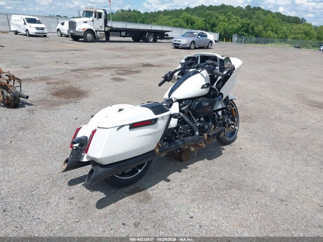 Harley-Davidson FLTRX 2024 1HD1KH718RB624043 Image 4