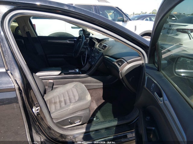 2017 Ford Fusion Hybrid Se მანქანა იყიდება აუქციონზე, vin: 3FA6P0LU2HR114118, აუქციონის ნომერი: 45228551