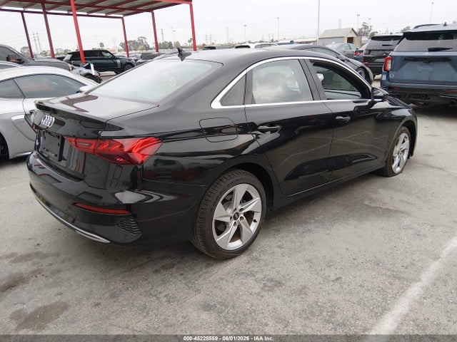WAUAUDGY5NA096833 Audi A3 Premium 40 Tfsi Front-wheel Drive S Tronic