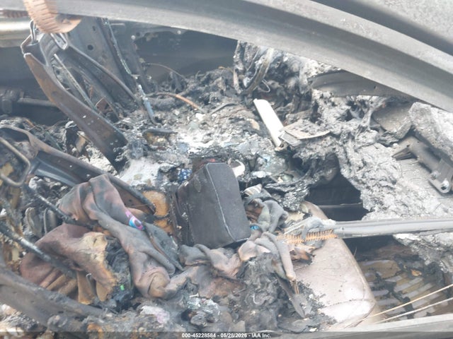 5NPLL4AGXPH089421 Hyundai ELANTRA SE