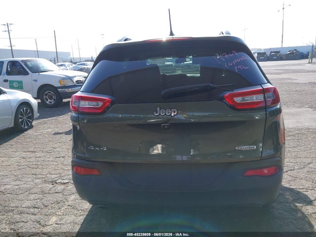 Jeep Cherokee Latitude 4x4 2018 1C4PJMCB0JD609700 Image 16