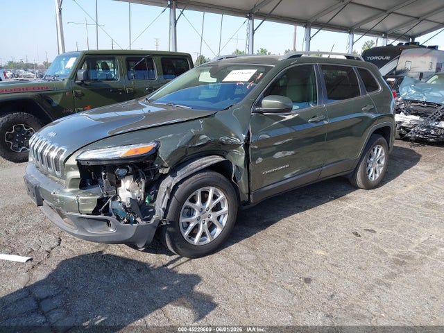 1C4PJMCB0JD609700 Jeep Cherokee Latitude 4x4