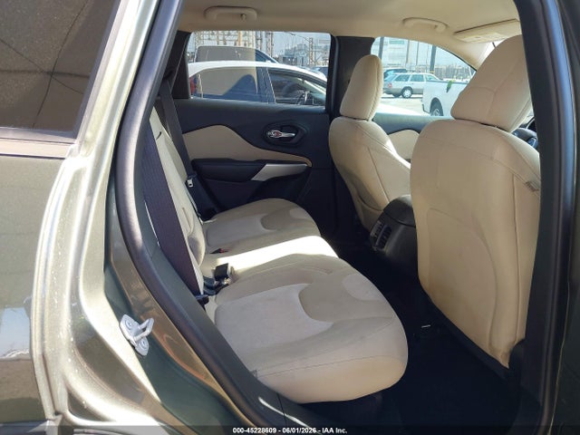 Jeep Cherokee Latitude 4x4 2018 1C4PJMCB0JD609700 Image 8