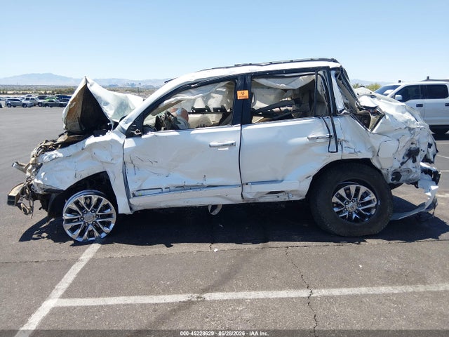 Lexus GX 460 2015 JTJBM7FX8F5103864 Image 14