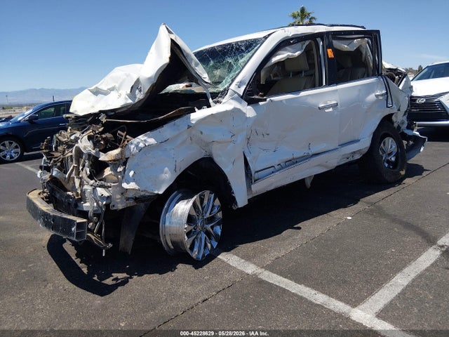 Lexus GX 460 2015 JTJBM7FX8F5103864 Image 2