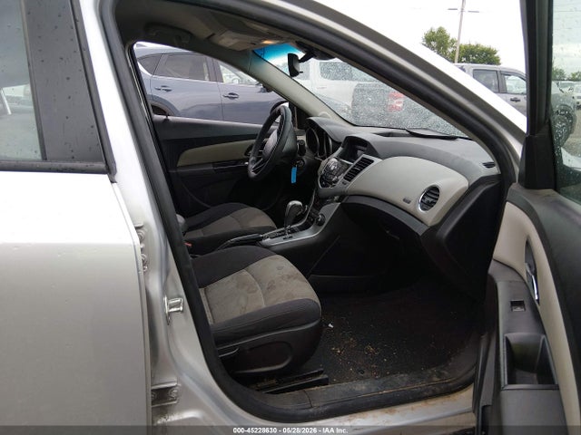 1G1PA5SH9E7167802 Chevrolet Cruze Ls Auto