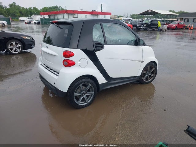 Aukcja sprzedaży 2013 Smart Fortwo Pure, vin: WMEEJ3BA7DK602979, numer aukcji: 45228642