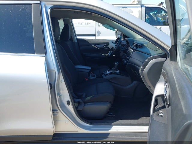 Aukcja sprzedaży 2018 Nissan Rogue Sv, vin: KNMAT2MTXJP586727, numer aukcji: 45228648