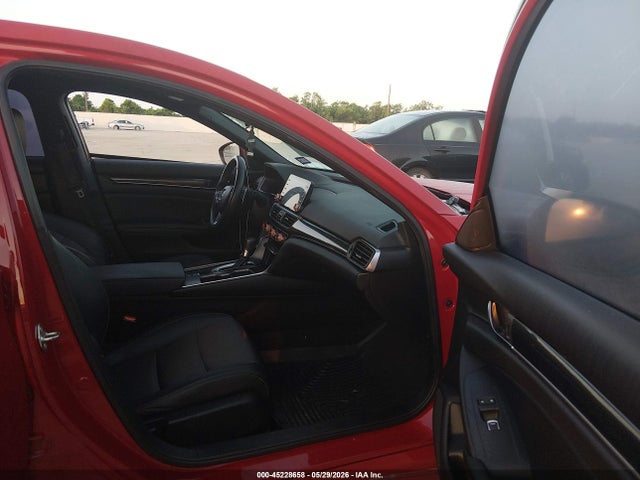 1HGCV1F38KA062993 Honda Accord Sport