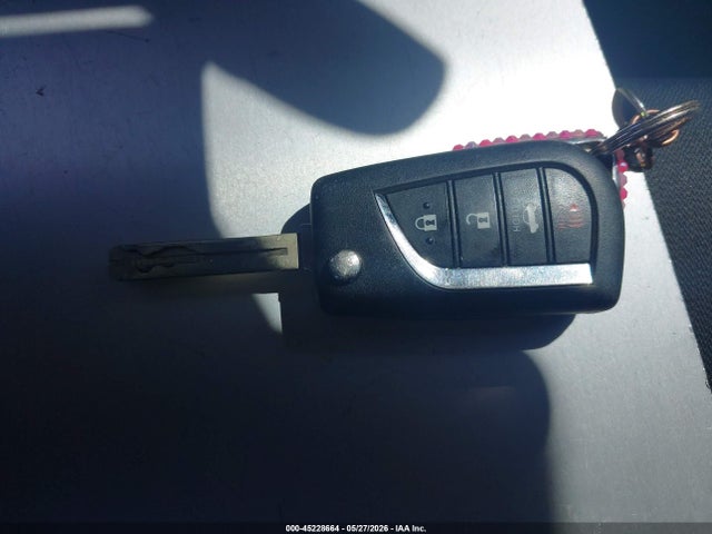 Продаж на аукціоні авто 2022 Toyota Camry Le Awd, vin: 4T1C11BK1NU051744, номер лоту: 45228664