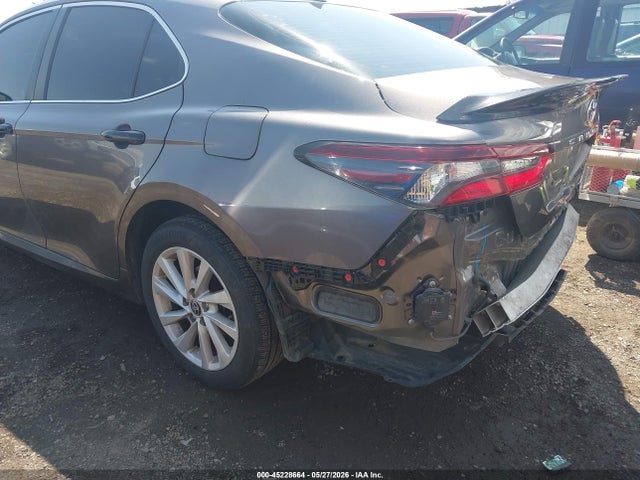 Продаж на аукціоні авто 2022 Toyota Camry Le Awd, vin: 4T1C11BK1NU051744, номер лоту: 45228664