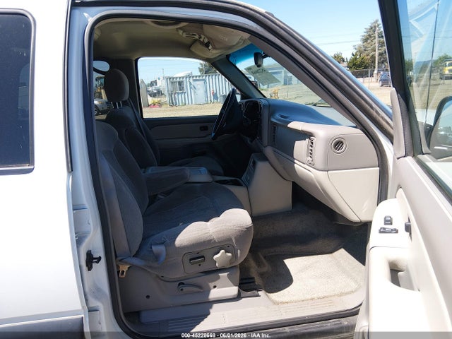 Продажа на аукционе авто 2000 Chevrolet Tahoe All New Ls, vin: 1GNEK13T1YJ160106, номер лота: 45228668